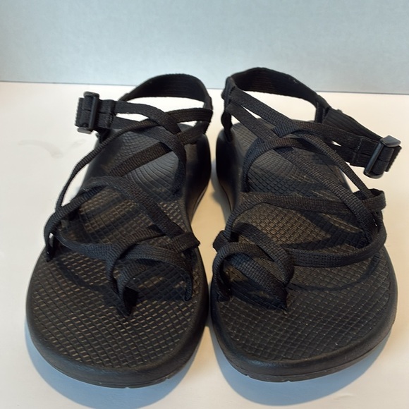 Chaco‘s ZX/2 sandals
Vibram  sole
Women’s size 8